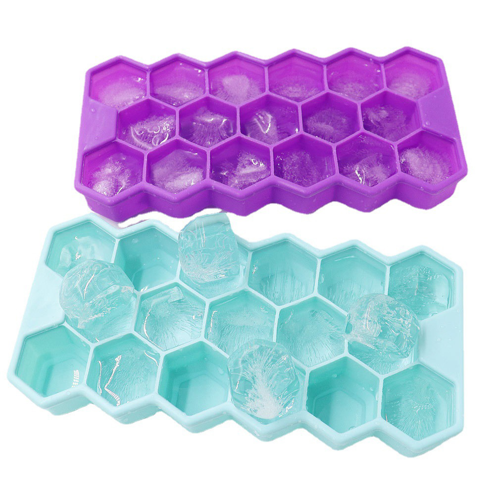 Molde fácil del cubo de hielo del lanzamiento de las bandejas de hielo del silicón amistoso de Eco de 17 cavidades