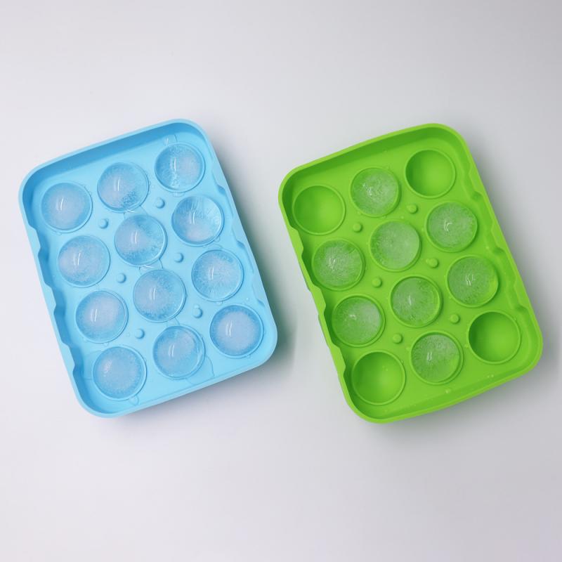 12 holes silicone Ice Cube Makers